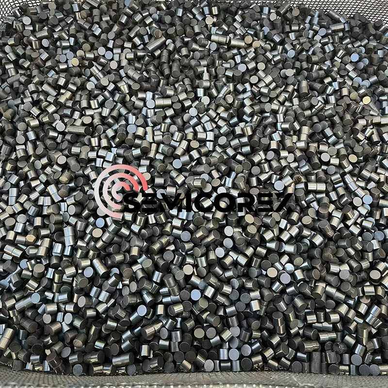 Graph ສະເຫນີຮູບພາບທີ່ບໍ່ຖືກຕ້ອງ